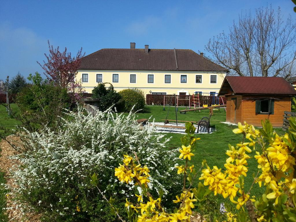 Villa Familienbauernhof Strassbauer Steinakirchen Am Forst Esterno foto